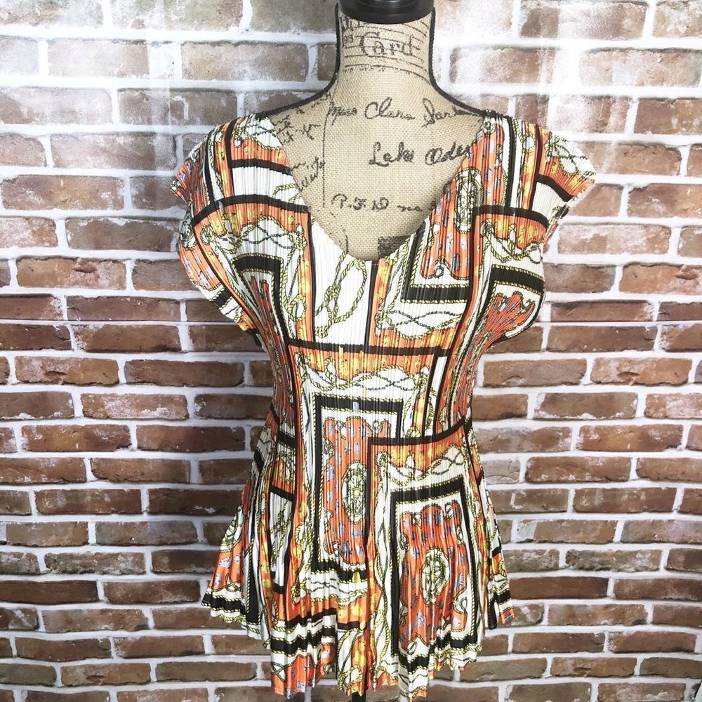 Women’s Pleaded Colorful V Neck SS Blouse Top